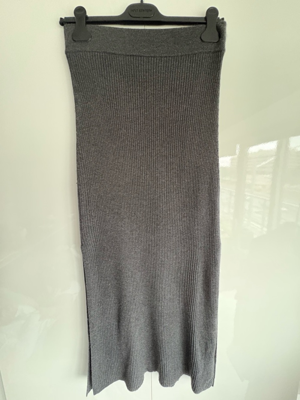 Splendid Ribbed Midi Skirt Heather Charcoal Grey Slit, size M - Picture 5 of 16